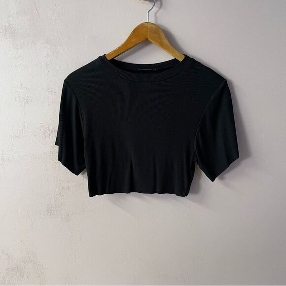 Naked Wardrobe Black Ribbed Crop Top Size M GUC - Picture 10 of 11